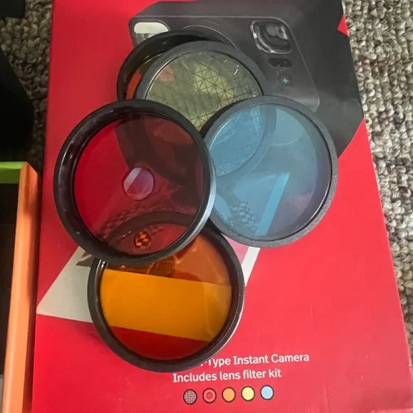 Polaroid - now + with new camera bag - Picture 5 of 7